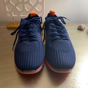 DANSKIN GYM SHOE NAVY & ORANGE